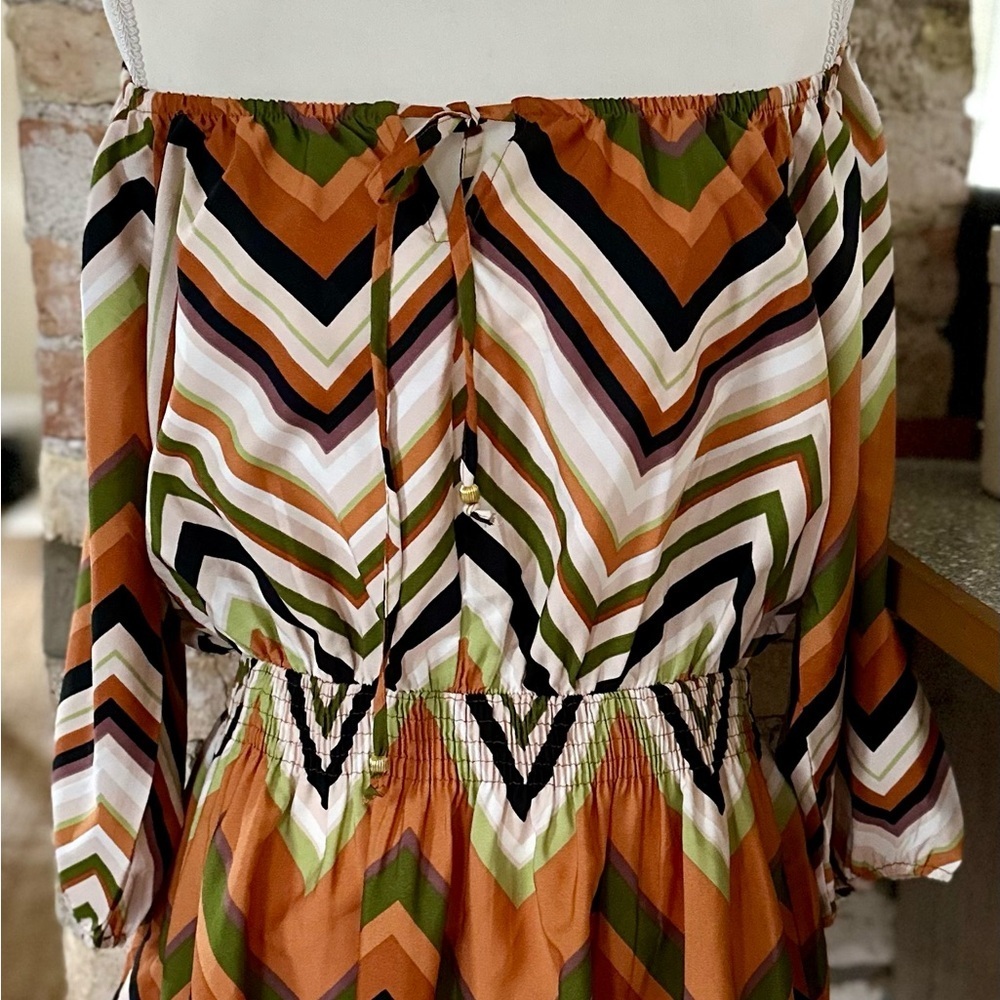 Vibrant Chevron Off-Shoulder Blouse - Picture 1 of 8